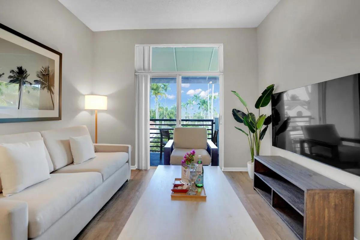 Dharma Home Suites Dania Beach At Sheridan Ocean Club Eksteriør billede