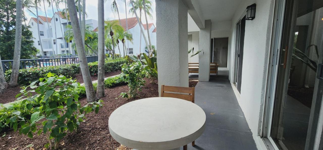 Dharma Home Suites Dania Beach At Sheridan Ocean Club Eksteriør billede
