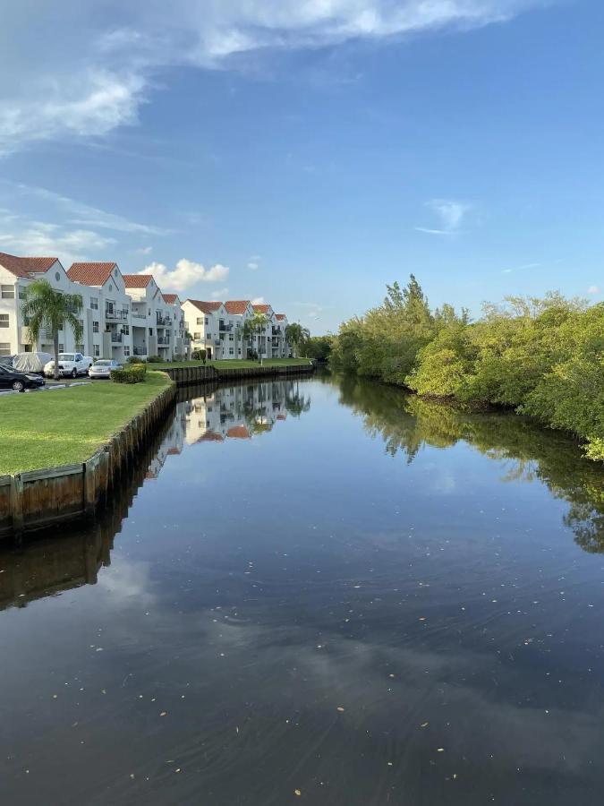Dharma Home Suites Dania Beach At Sheridan Ocean Club Eksteriør billede